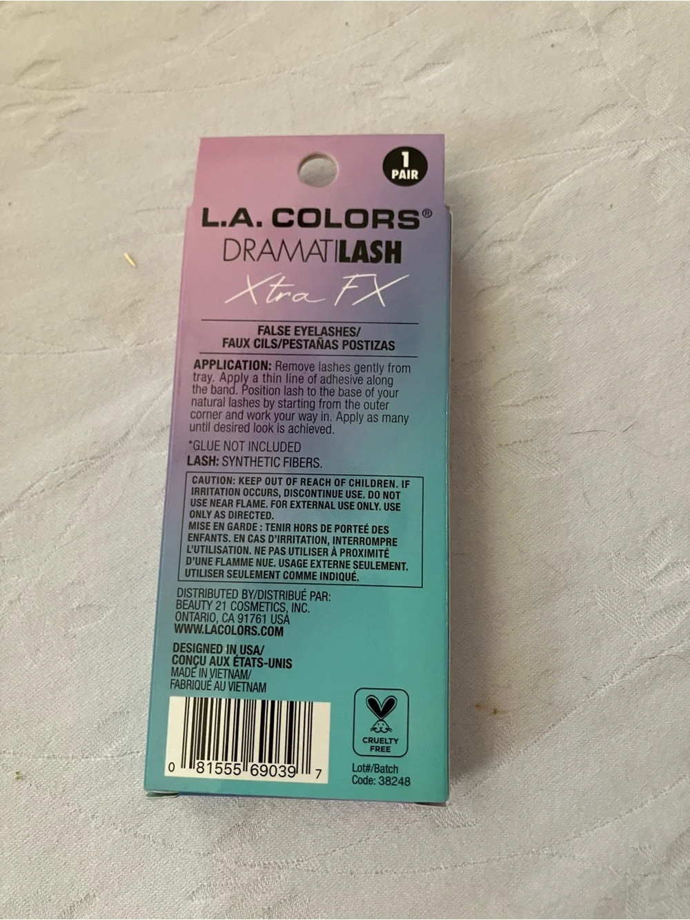 L.A. COLORS DramatLash Xtra FX False Eyelashes - Pink and Teal Packaging